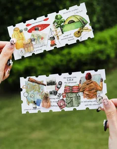 Détail macro d'autocollants décoratifs de voyage avec illustrations de camping aquarelle
