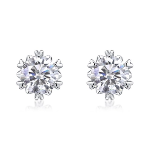 S925 sterling silver heart-shaped six-prong stud earrings with brilliant round cut stones