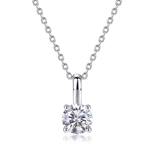 Elegant four-prong solitaire necklace with brilliant-cut diamond and silver chain