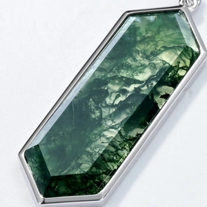 Minimalist S925 silver earring with hexagonal green moss agate geometric pendant