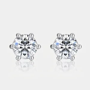 Boucles d'Oreilles Clous en Moissanite en Argent Sterling 925 Minimalistes Classiques Serti Six Griffes Coupe Ronde Bijoux Étincelants Cadeau de Mariage pour Femmes