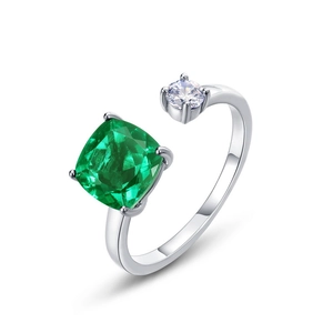 Elegant 925 silver open ring with cushion-cut emerald green and round white gemstones