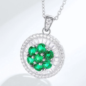 S925 sterling silver necklace featuring a emerald green round cluster pendant with zircons