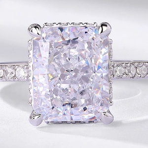 Sparkling square ice-cut carbon diamond S925 silver engagement ring with pavé side stones