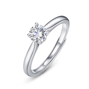 S925 sterling silver solitaire moissanite ring with classic four-prong setting