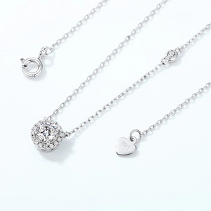 Elegant S925 sterling silver halo moissanite necklace with lobster clasp and heart tag