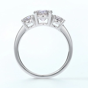 Three-stone S925 sterling silver moissanite ring with round brilliant cut stones for women