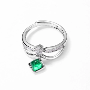 Bague élégante en argent S925 avec nœud en diamants et pendentif émeraude carrée