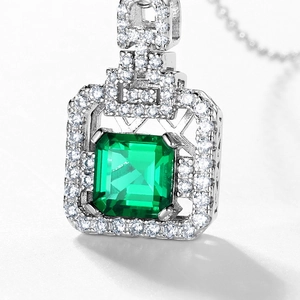 Square emerald pendant in S925 sterling silver with sparkling pavé diamond halo