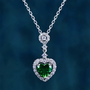 S925 silver heart necklace with large emerald green stone and sparkling zircon halo