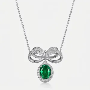 Collier Pendentif Nœud Papillon en Argent Sterling 925 Émeraude de Laboratoire pour Femme Bijoux de Chaîne de Clavicule Incrustés de Strass