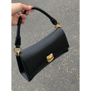Borsa a Bacchetta Sotto l'Ascella in Pelle PU Nera Minimalista per Donna Fibbia in Metallo Oro Borsa a Tracolla Elegante Retrò Quotidiana