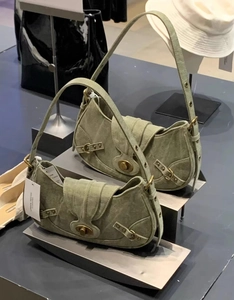 Détails de sacs selle en toile verte vintage avec verrous et boucles en bronze antique