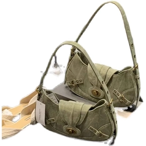Sac hobo en toile vert sauge vintage Y2K avec boucles métalliques et bandoulière réglable