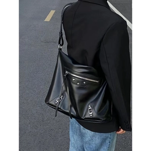 Women Large Capacity PU Leather Shoulder Bag With Metal Rivets Tassel Motor Style Hobo Tote Bag For Travel Daily