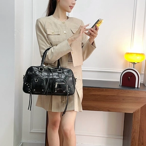 Large Moto Style PU Leather Shoulder Bag For Women Rivet Tassel Decor Large Capacity Handbag Street Chic Daily Work Bag