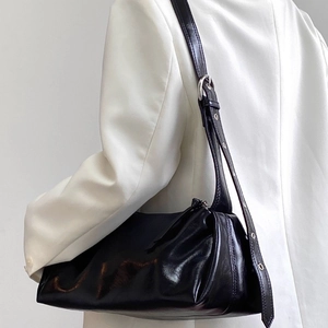 Women Black Glossy PU Leather Crossbody Bag Minimalist Wide Shoulder Strap With Metal Eyelets Chic Underarm Shoulder Bag