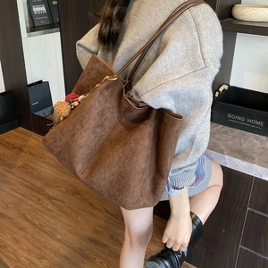 Minimalist PU Large Capacity Tote Bag Urban Office Commute Solid Color Shoulder Bag For Women Vintage Stitched Handbag