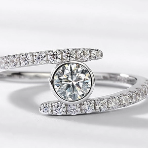 S925 sterling silver bypass ring with Moissanite stone and pave-set zircons