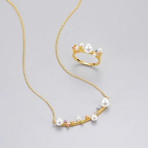 Ensemble bague et collier en argent S925 et or 10k avec perles blanches et zircons colorés