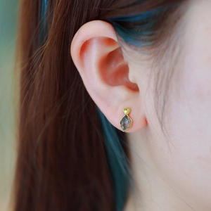 10K gold plated geometric moss agate earrings with peridot accent and vintage texture