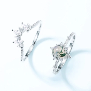 Pear cut moss agate ring set with sparkling crown nesting band in S925 sterling silver