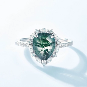 S925 silver pear-shaped moss agate ring with teardrop halo and pavé band setting