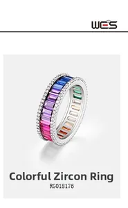 Makrodetail des S925 Silber-Regenbogenrings mit Zirkonia-Steinen und Perlenrand-Design