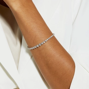 Elegant S925 sterling silver moissanite tennis bracelet with round cut stones on model