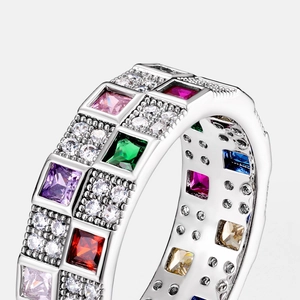 Anello a scacchiera arcobaleno in argento S925 con pietre di zirconi multicolore