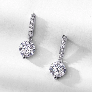 Luxury 925 Sterling Silver Moissanite Dangle Earrings For Women Sparkling Round Cut Gemstone Drop Earrings Wedding Jewelry