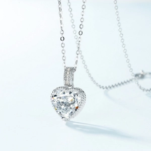 Collier avec pendentif diamant cœur étincelant en argent sterling S925 pour femmes