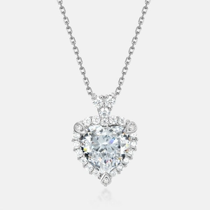 Sparkling heart pendant necklace with high carbon diamonds and S925 sterling silver chain