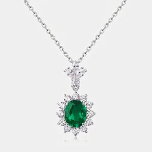 Vintage 925 Sterling Silver Lab-Grown Emerald Sunflower Pendant Necklace For Women Luxury Inlaid Zirconia Jewelry Gift