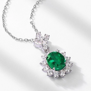 Vintage S925 silver sunflower pendant necklace with oval emerald and sparkling diamonds