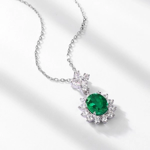 Vintage S925 silver sunflower pendant necklace with emerald green gemstone and zircons
