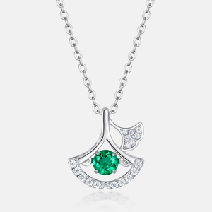 Collier élégant en argent S925 en forme d'éventail avec émeraude verte et diamants