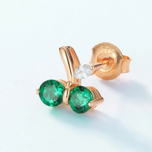 Retro cherry earrings in S925 silver with green emerald stones and rose gold finish