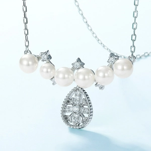 S925 silver snowflake necklace with six pearls and sparkling drop pendant for women