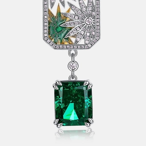 Elegante S925 Silber Ohrringe mit grünem Smaragdschliff und rosa Pavé-Steinen