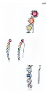 Vue détaillée des boucles d'oreilles arc-en-ciel en argent S925 avec zircons colorés