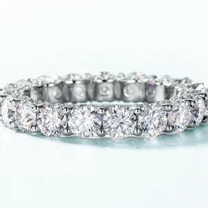 Sparkling S925 sterling silver eternity ring with a full row of brilliant moissanite stones