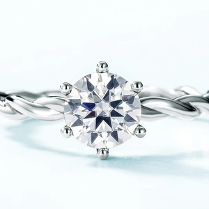 S925 silver vine moissanite engagement ring with 1ct round stone and six-prong setting