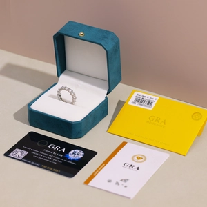 Moissanite eternity ring in S925 silver with GRA certificates and premium gift box