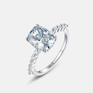 Bague de fiançailles classique en argent S925 avec moissanite taille coussin et pavé