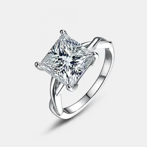 Anello in Argento Sterling 925 con Moissanite Taglio Princess Quadrato Intarsiato Scintillante Fedina Intrecciata Gioielli
