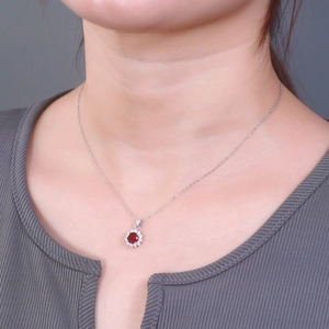 Elegant S925 sterling silver sunflower pendant necklace with red ruby gemstone