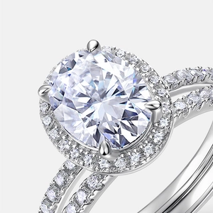 Anello halo in argento S925 con moissanite ovale e fascia con pavé di diamanti