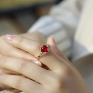 Elegant 10K gold plated S925 silver ring with heart red ruby and side diamond on hand