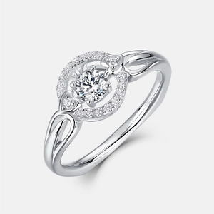 Anello scintillante in moissanite con cuori e fascia intrecciata in argento S925 lucido